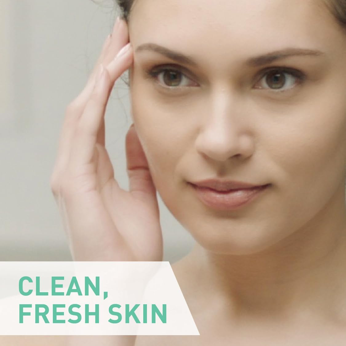 Foaming Cleanser Gel Face Wash 473Ml, for Normal to Oily Skin, Removes Oil without Disrupting the Protective Skin Barrier, for Face & Body, Niacinamide + Ceramides, Fragrance Free, Oil Control