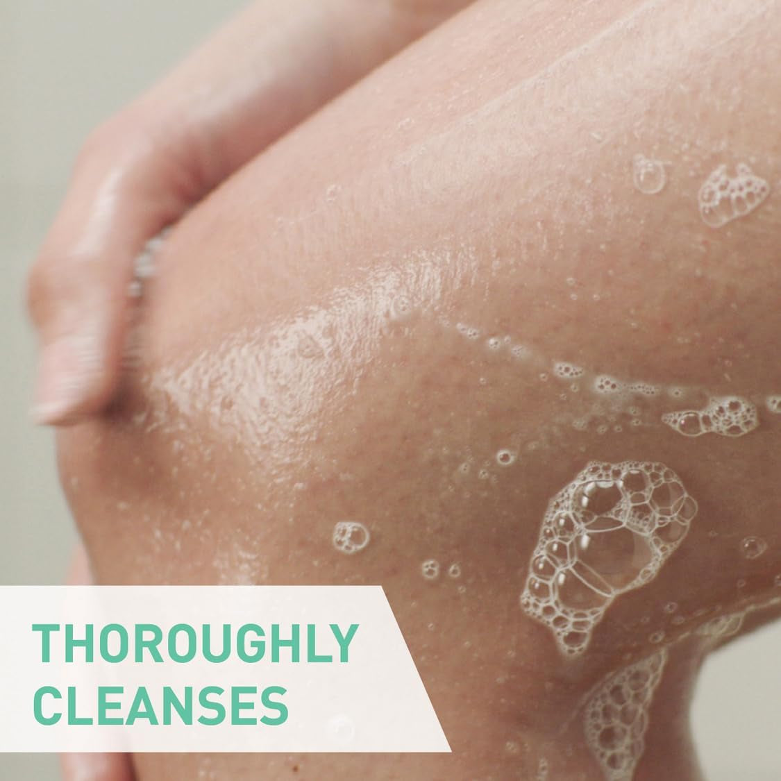 Foaming Cleanser Gel Face Wash 473Ml, for Normal to Oily Skin, Removes Oil without Disrupting the Protective Skin Barrier, for Face & Body, Niacinamide + Ceramides, Fragrance Free, Oil Control